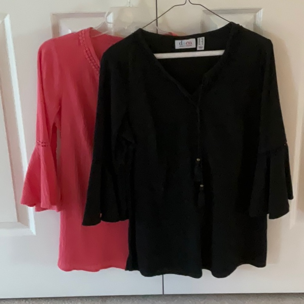 Denim & Company Black and Orange Blouse